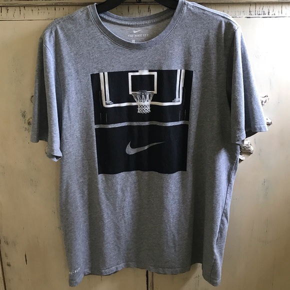 men's nike t shirts 2 for 20